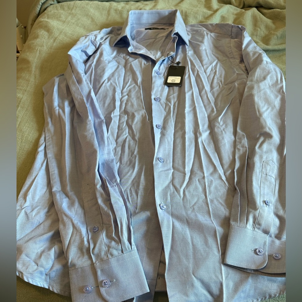 NWT men’s light blue button up slim fit size medium id menswear